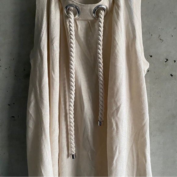 Burberry London Silk Cashmere Knit Rope Cord Detail Sleeveless Tank - Picture 4 of 9